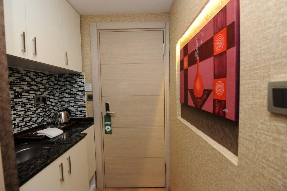Rooms Inn Taxim Istanboel Buitenkant foto
