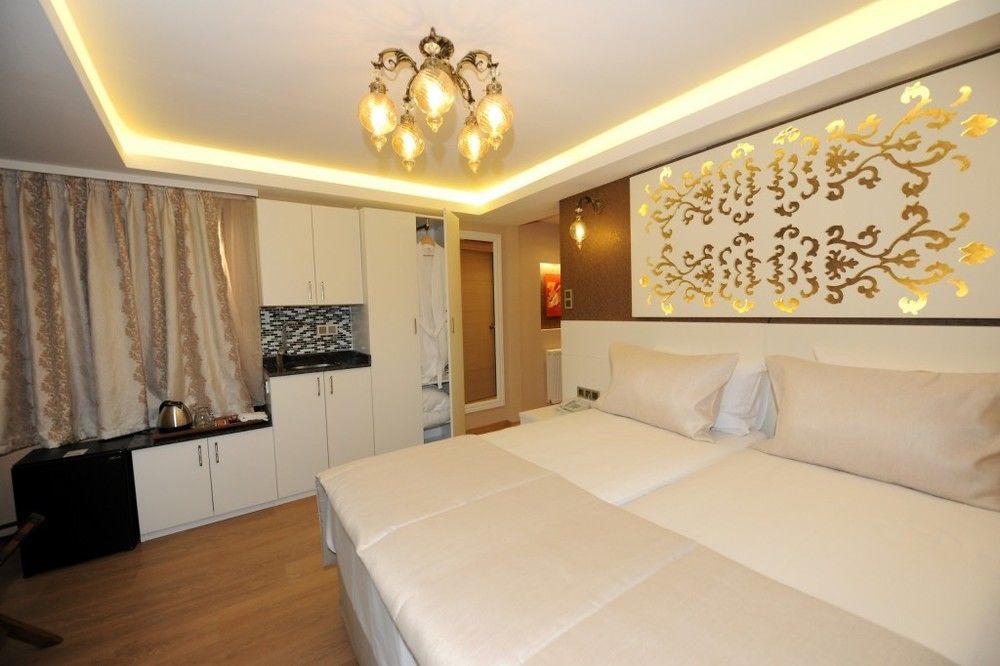 Rooms Inn Taxim Istanboel Buitenkant foto