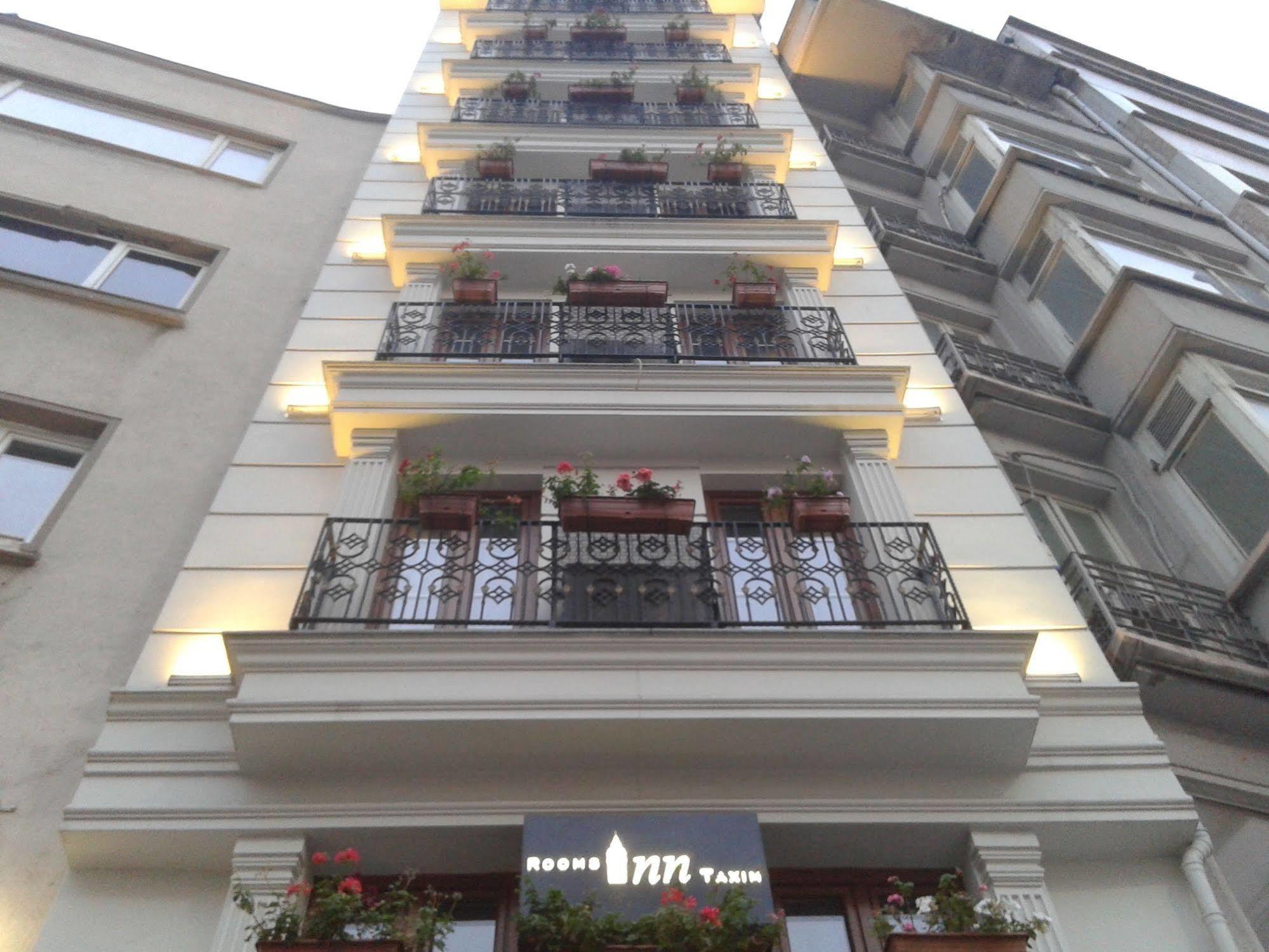 Rooms Inn Taxim Istanboel Buitenkant foto