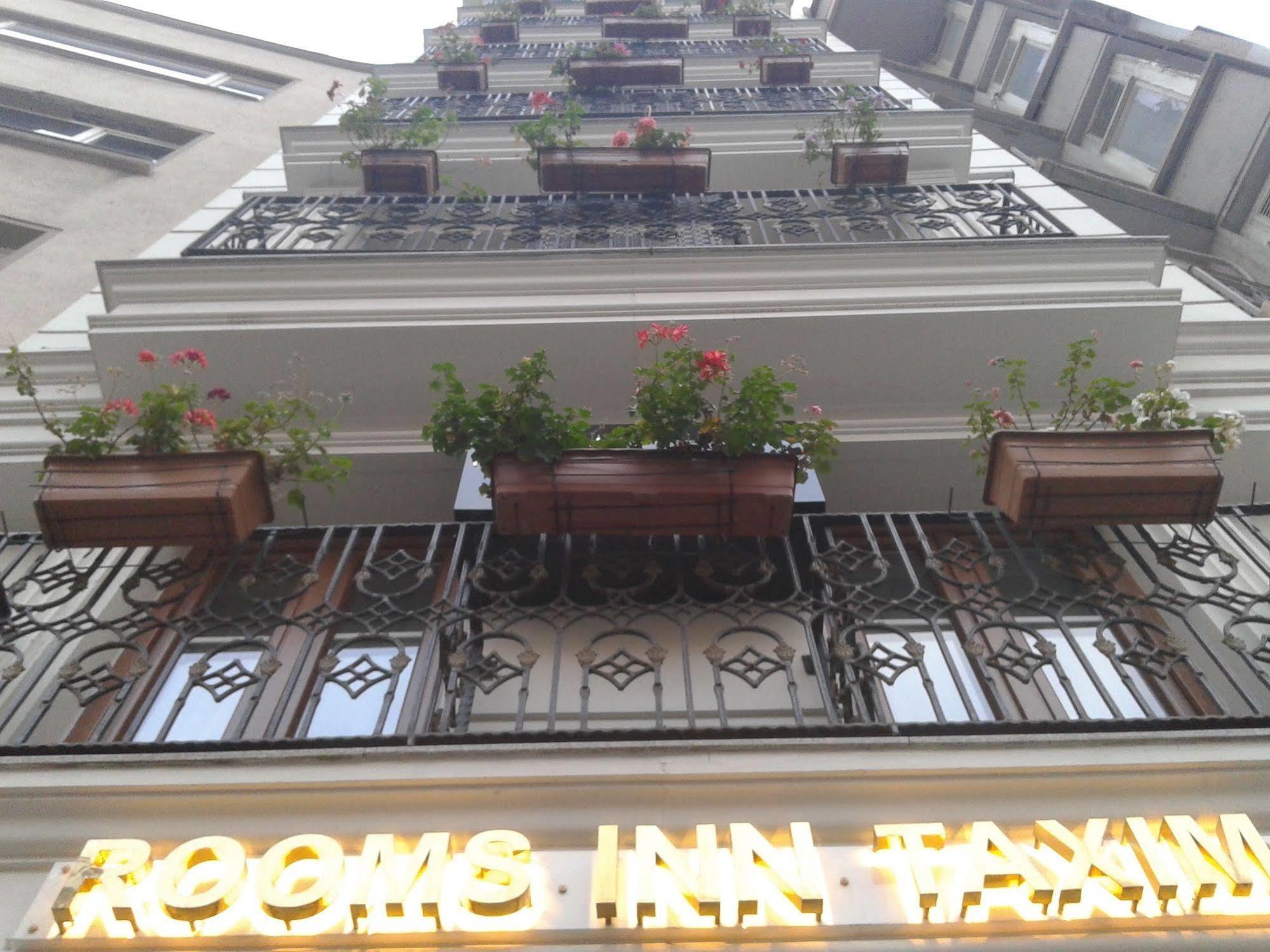 Rooms Inn Taxim Istanboel Buitenkant foto